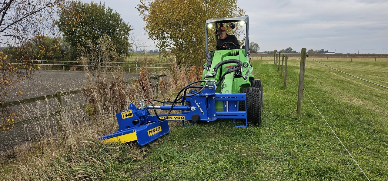 Slanetrac MB900 - flera redskap