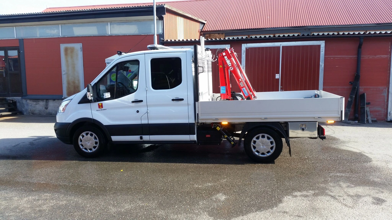 ML.180.3 - 3 hydrauliska utskjut 12 volt el-hydraulik