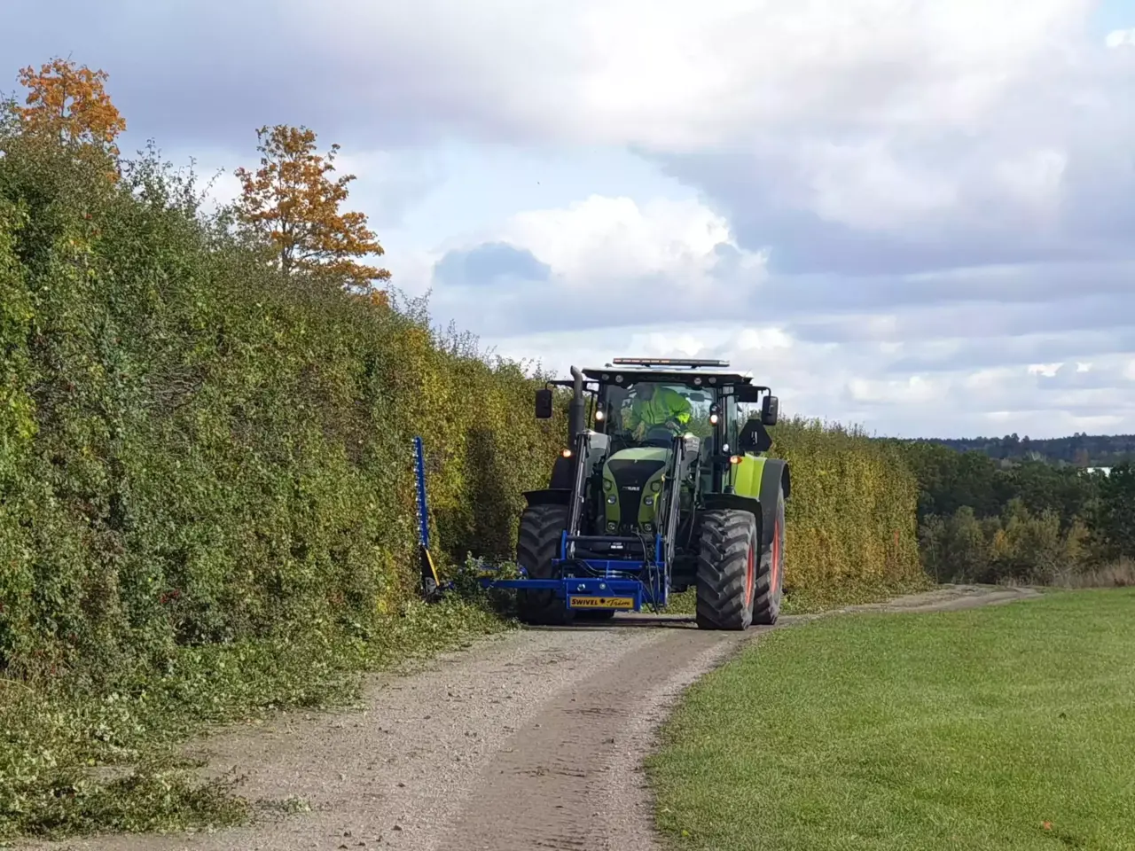 Slanetrac SA1000 med häcksax