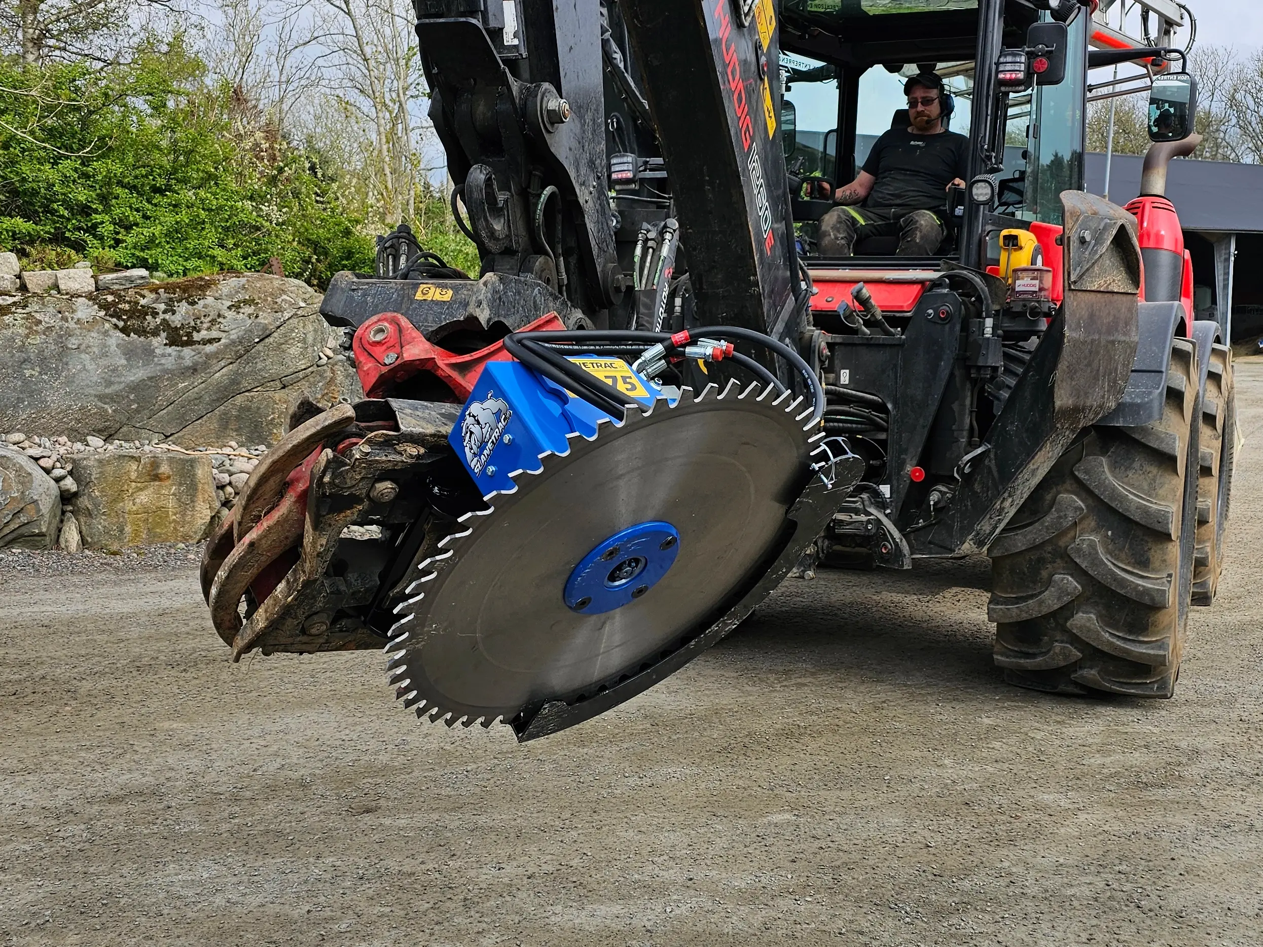 Slanetrac HS75 Brushcutter - Image 2